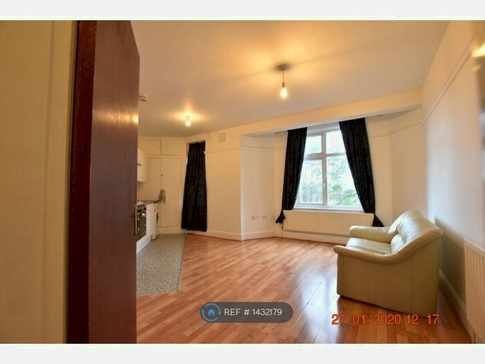 1 Bedroom Flat To Rent In Crawley Green Road, Luton, LU2