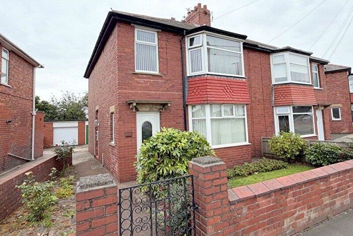 2 Bedroom Apartment For Sale In Regent Terrace, North Shields, NE29