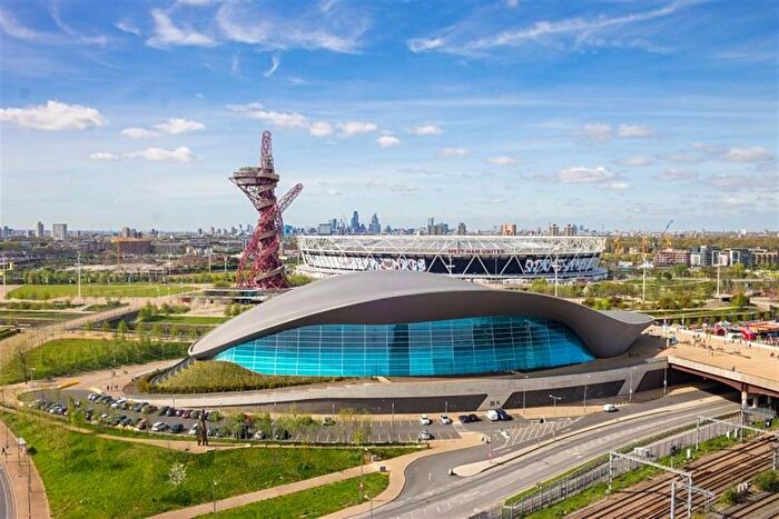 1 Bedroom Flat For Sale In Cassia Point, Glasshouse Gardens, Stratford, London, E20
