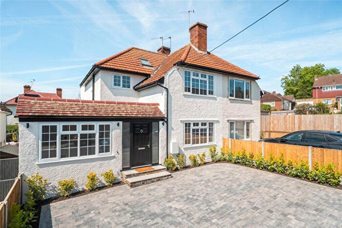 4 Bedroom Semi-Detached House For Sale In Vine Road, Orpington, BR6