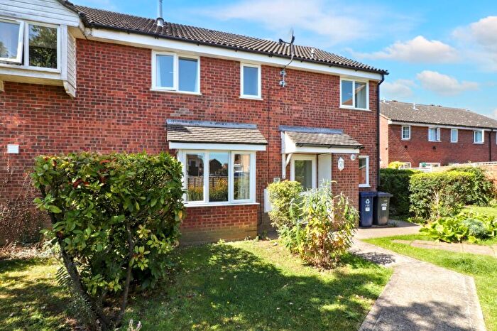 2 Bedroom Cluster House To Rent In Witham Close, St Ives, Cambs, PE27