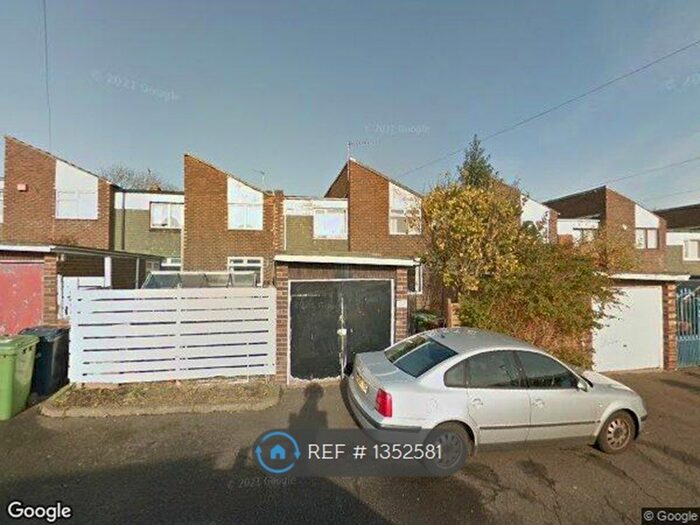 3 Bedroom Terraced House To Rent In Whinway, Washington, NE37