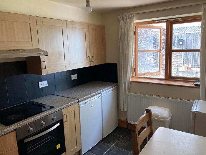 8 Bedroom Terraced House To Rent In Johnny Ball Lane, Bristol, BS2