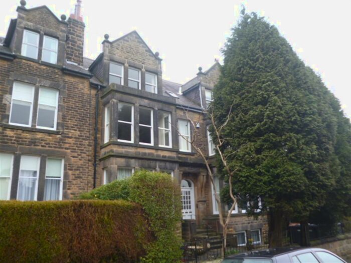 3 Bedroom Apartment To Rent In St Margrets Road, Harrogate, HG2