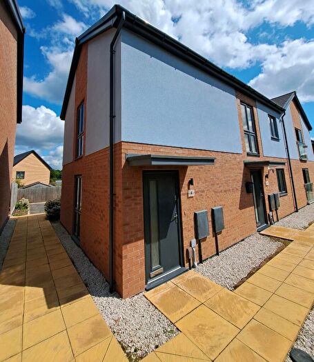 2 Bedroom End Of Terrace House To Rent In Wagtail Close, Nottingham, Nottinghamshire, NG9