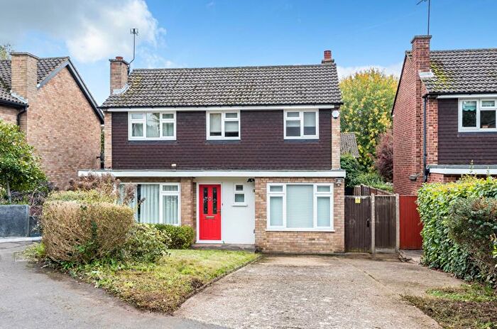 3 Bedroom Detached House To Rent In Birchmead Avenue, HA5