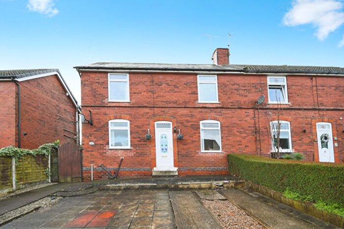 3 Bedroom Semi-Detached House For Sale In East Crescent, Duckmanton, Chesterfield, S44