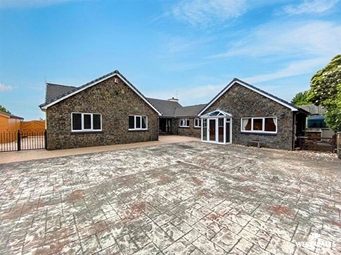 4 Bedroom Detached Bungalow For Sale In Templeton, Narberth, SA67