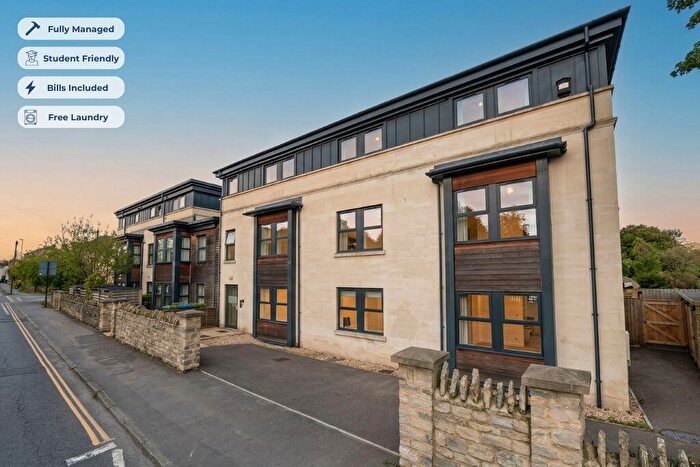 Studio To Rent In Wellsway, Bath, Somerset, BA2