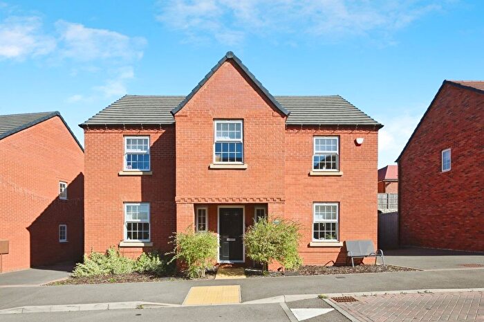 4 Bedroom Detached House For Sale In Lincoln Drive, Houlton, Rugby, CV23
