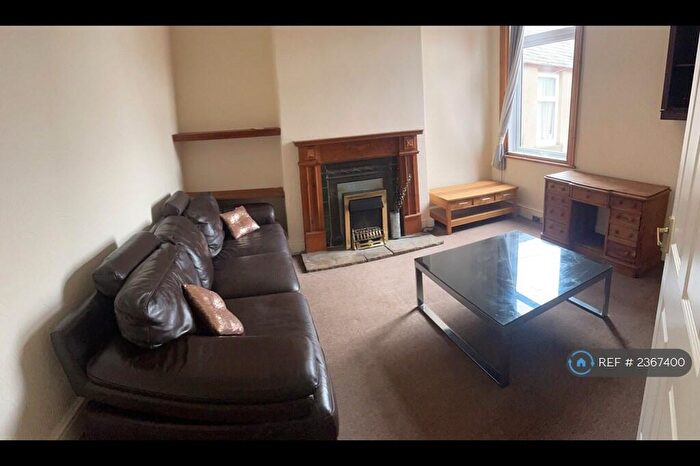 2 Bedroom Flat To Rent In Newton Drive, Blackpool, FY3