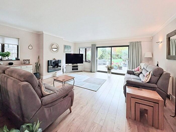 3 Bedroom Bungalow For Sale In Broad Road, Braintree, CM7