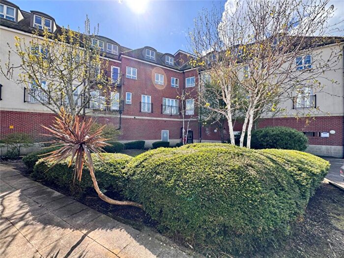 2 Bedroom Flat For Sale In Parry Court, Parham Road, Gosport, Hampshire, PO12