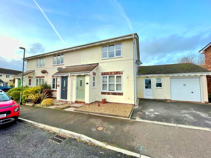 2 Bedroom Semi-Detached House To Rent In Cotehele Drive, Paignton, TQ3