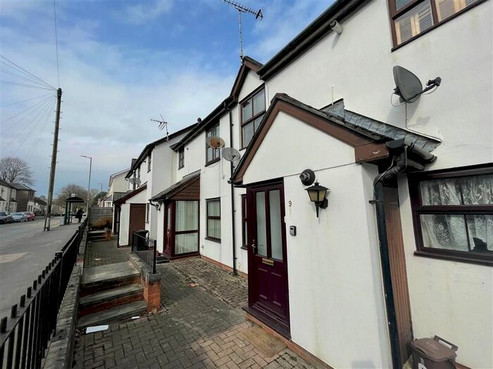 1 Bedroom Flat To Rent In Cambria Close, Caerleon, Newport, NP18