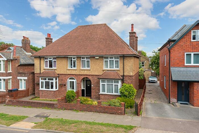 3 Bedroom Semi-Detached House For Sale In Forty Acres Road, Canterbury, CT2