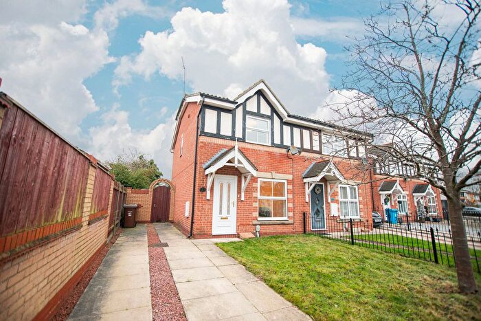 3 Bedroom Semi Detached House To Rent In Blossom Grove, Kingston Upon Hull, HU8