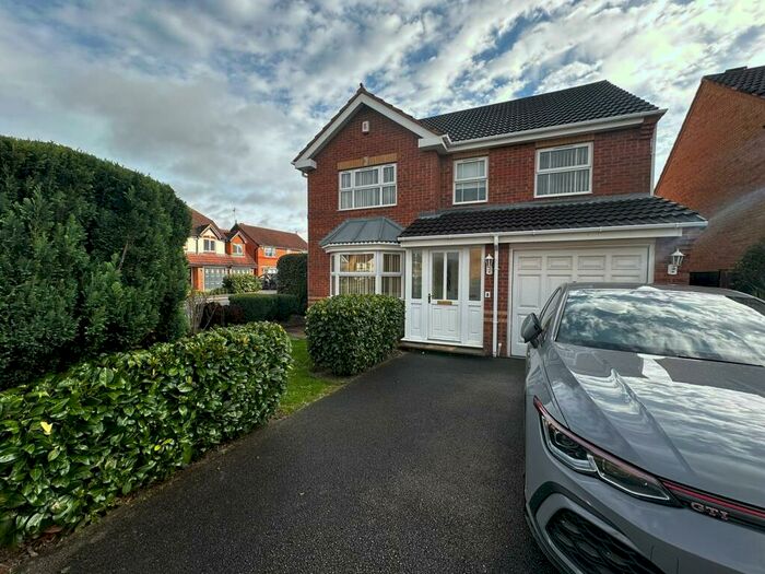 4 Bedroom House To Rent In Sedgemoor Way, Littleover, Derby, DE23
