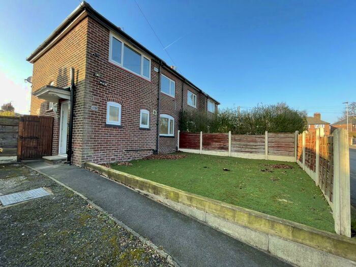 3 Bedroom Semi-Detached House To Rent In Rylstone Avenue, Manchester, M21
