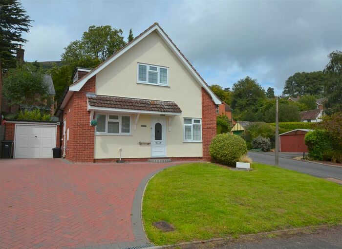 3 Bedroom Detached House To Rent In Woodlands Close, Malvern, WR14