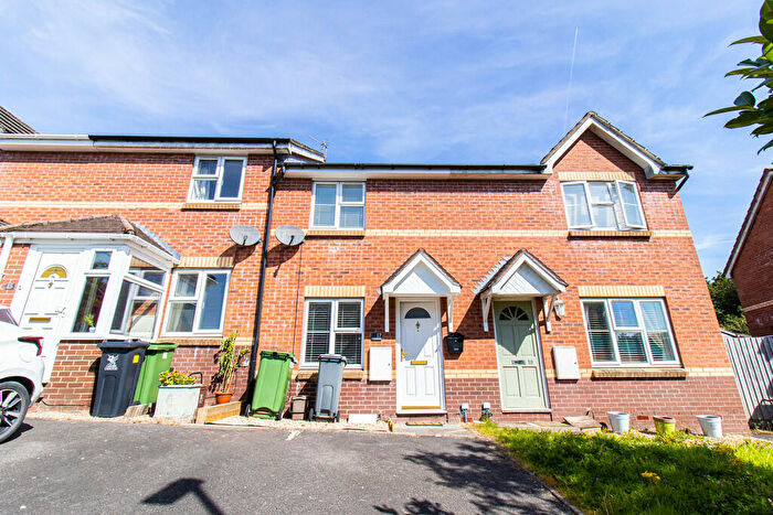 2 Bedroom Semi-Detached House To Rent In Lowfield Drive, Thornhill, CF14