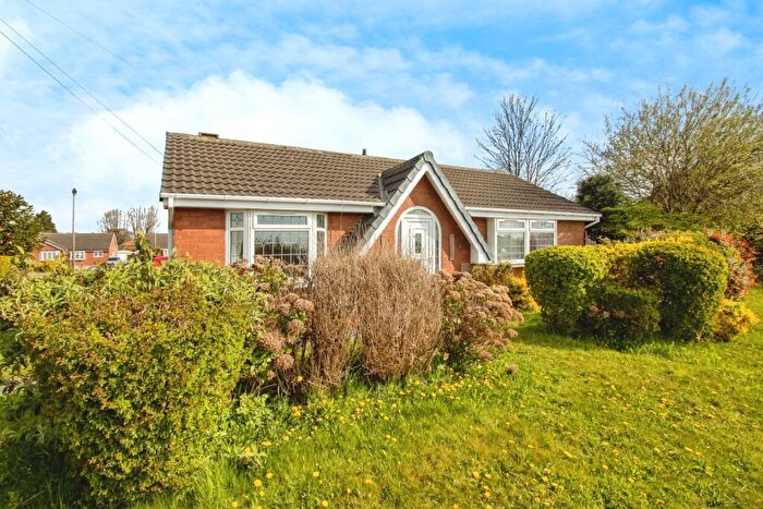 2 Bedroom Bungalow To Rent In Stonehurst, Barwick Road, Leeds, West Yorkshire, LS14