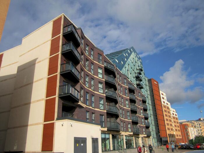 Studio To Rent In Leeds, Uk, LS10