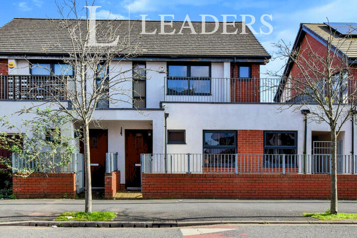 2 Bedroom Town House To Rent In Maine Road, Manchester, M14