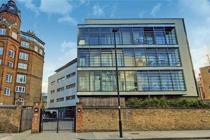 1 Bedroom Flat To Rent In Hornsey Road, Arsenal, London, N7