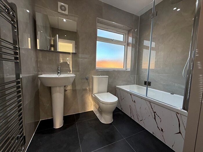 3 Bedroom Semi-Detached House To Rent In Carlyon Avenue, Harrow, HA2