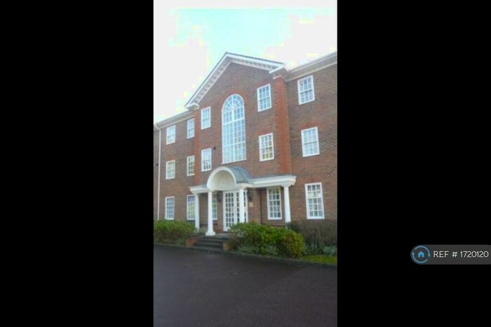 1 Bedroom Flat To Rent In Ray Park Ave, Maidenhead, SL6