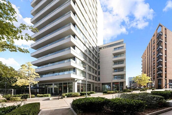 1 Bedroom Flat To Rent In Corsair House, Royal Docks, E16