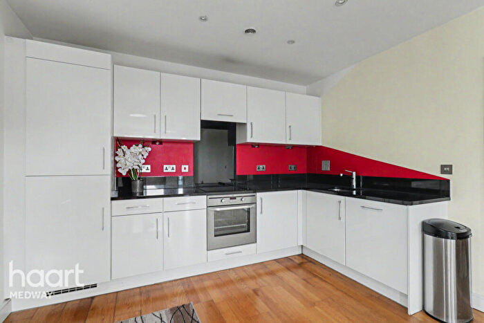 2 Bedroom Apartment For Sale In Dock Head Road, Chatham, ME4