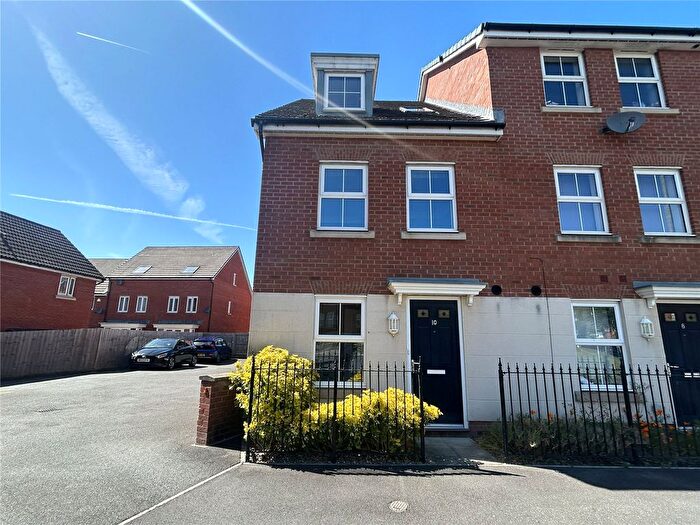 4 Bedroom End Of Terrace House To Rent In Appledore Drive, Bridgwater, TA6