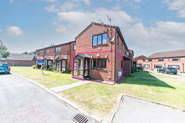 1 Bedroom Flat For Sale In No., The Conifers, Hambleton, Lancs, FY6