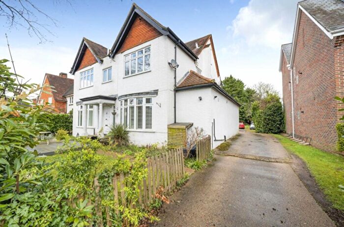 2 Bedroom Apartment To Rent In Sturges Road, Wokingham, RG40