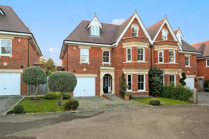 5 Bedroom Semi-Detached House To Rent In Selborne Place, Old Avenue, Weybridge, Surrey, KT13