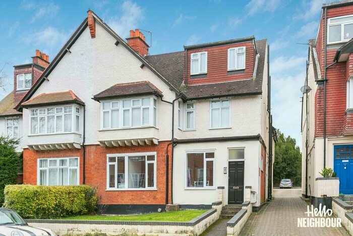 2 Bedroom Apartment To Rent In Egmont Road, Sutton, SM2