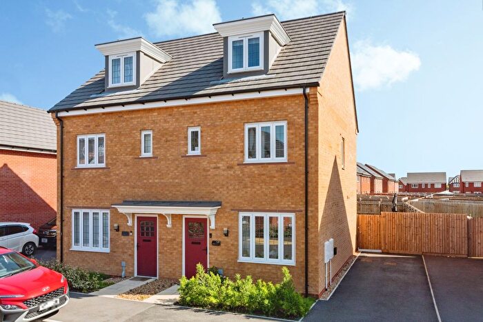 3 Bedroom Semi Detached House For Sale In Spitfire Drive, Great Sankey, Warrington, Cheshire, WA5