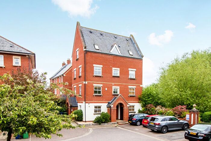 2 Bedroom Flat To Rent In Rickyard Close, City Centre, OX1