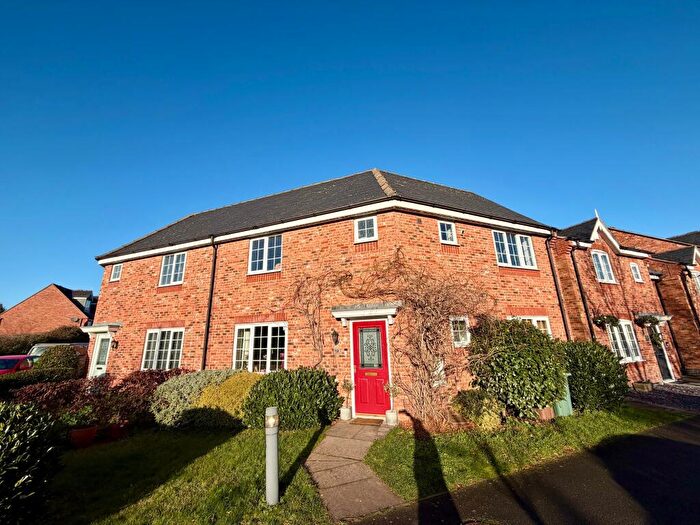 3 Bedroom House To Rent In Hickling Close, Rothley, LE7