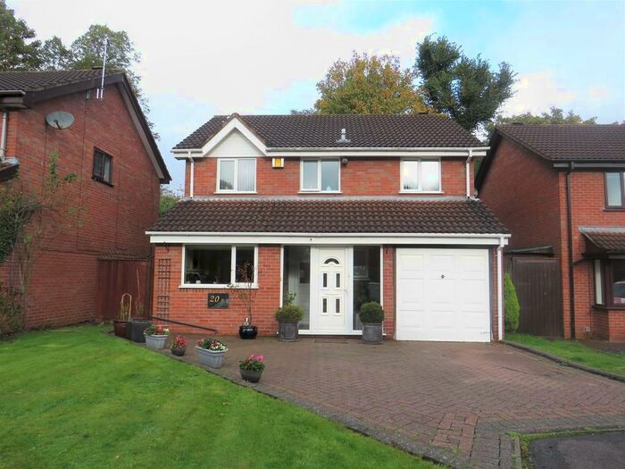 4 Bedroom Detached House To Rent In Castle Hills Drive, Castle Bromwich, B36