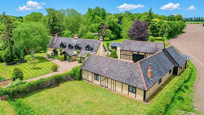 4 Bedroom Detached House For Sale In Clifton House Farm, Apsley End Road, Shillington, SG5