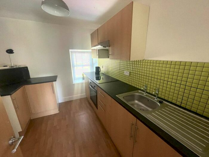 1 Bedroom Flat To Rent In Camwy, Llanbadarn Fawr, Aberystwyth, SY23