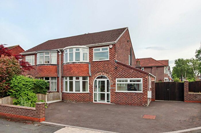 3 Bedroom Semi-Detached House To Rent In Westminster Road, Davyhulme, Manchester, M41