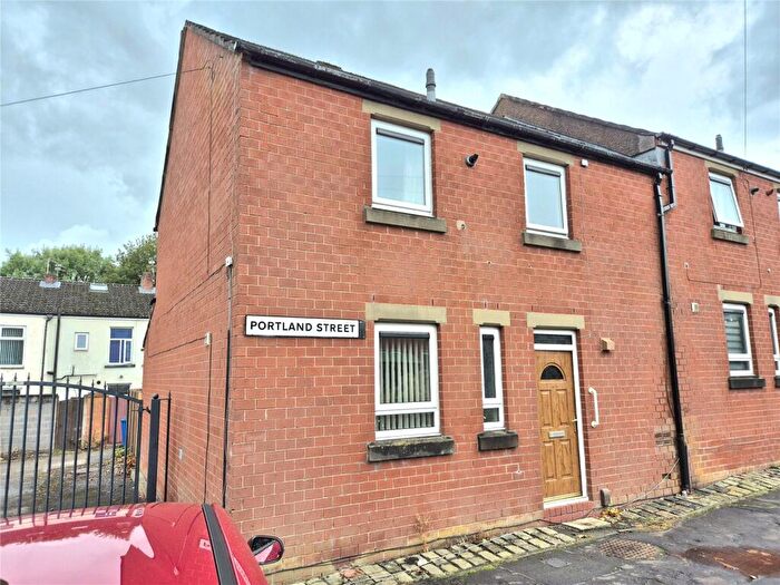 3 Bedroom End Of Terrace House To Rent In Portland Street, Blackburn, Lancashire, BB2