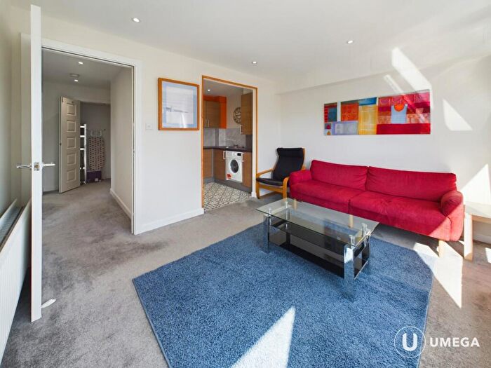 1 Bedroom Apartment To Rent In Waterfront Park, Granton, Edinburgh, EH5