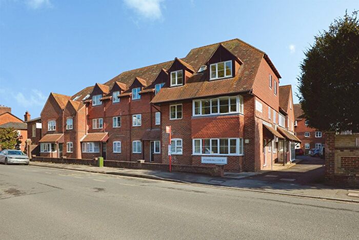 2 Bedroom Flat For Sale In West Street, Wilton, Salisbury, SP2