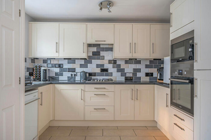 4 Bedroom Detached House For Sale In Sonora Way, Sittingbourne, Kent, ME10