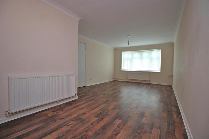 3 Bedroom House To Rent In Pevensey Road, Loughborough, LE11